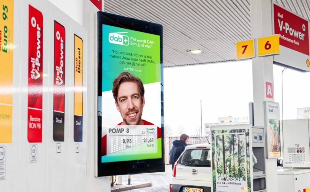 Case: Innovatieve reclame aan de pomp voor DAB+