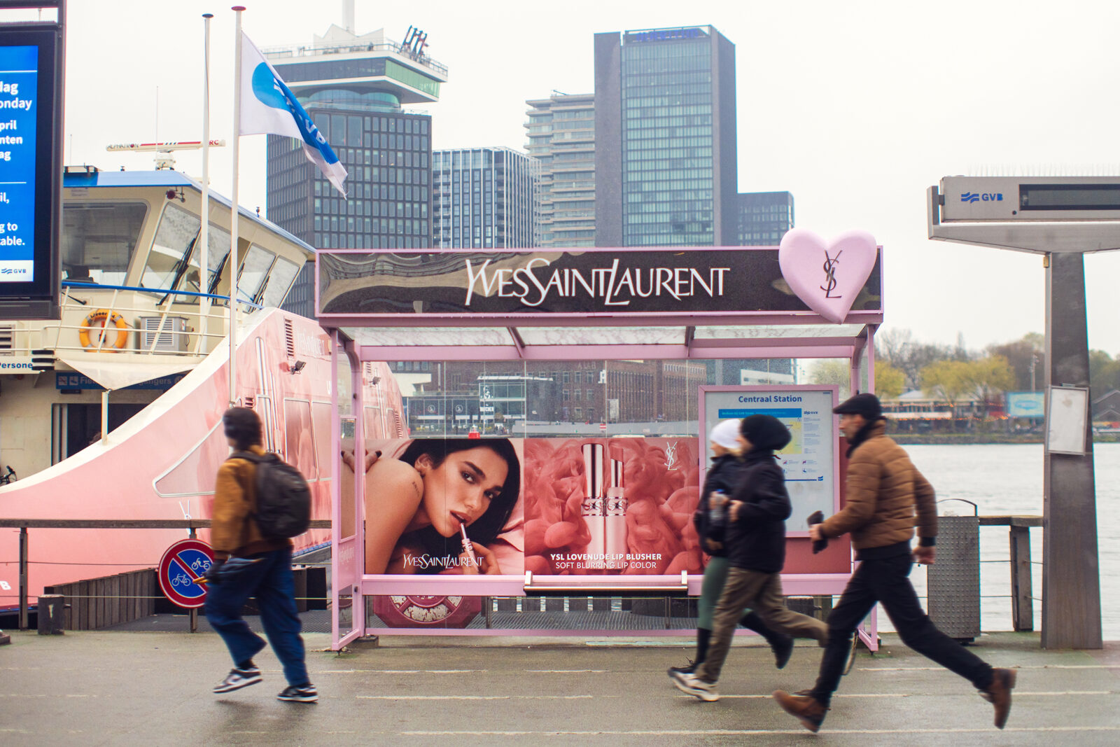 Case: Yves Saint Laurant impressie 5